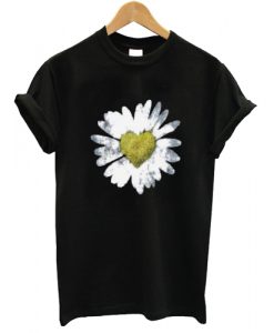 Heart daisy T shirt