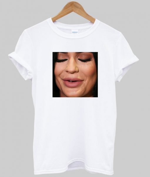 kylie jenner face T Shirt