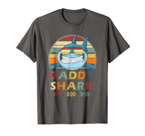 Retro Vintage Daddy Shark Tshirt