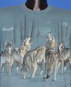 90s Minnesota White Wolves Howling Animal Wolf t-shirt