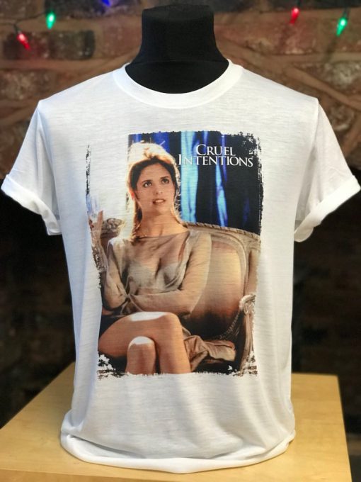 Cruel Intentions - White T-Shirt. Kathryn Merteuil - Sarah Michelle Gellar. Men's & Women's all sizes