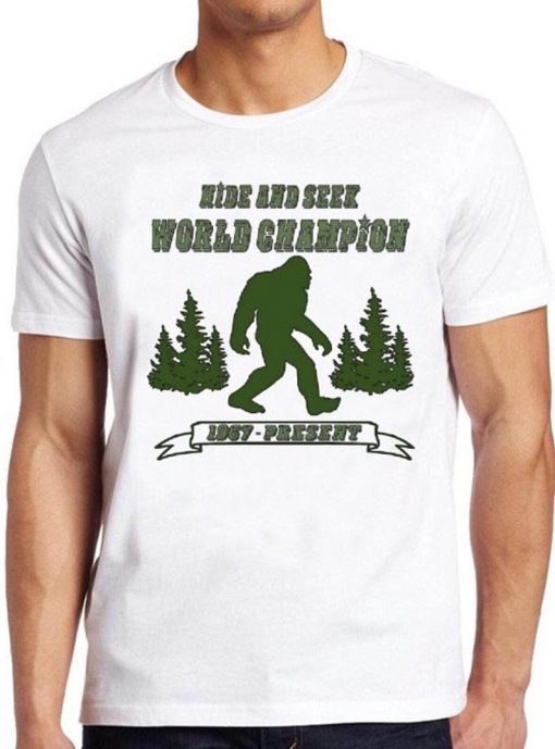 Big Foot T Shirt Hide and Seek Champion Vintage Sasquatch Cool Gift Tee