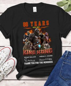 King Kong 88 years 1933-2021 signatures thank you for the memories shirt