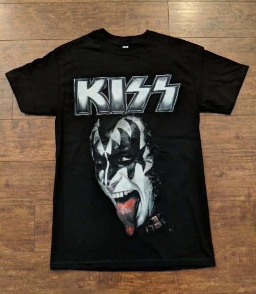 Kiss Love Gun Shirt