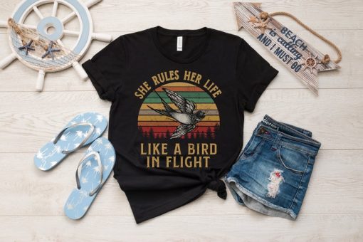 She Rules Her Life Like A Bird In Flight Vintage Shirt Fleetwood Mac Band T-Shirt