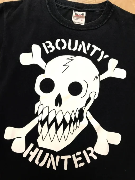 Vintage BOUNTY HUNTER Skullhead Crossbone Tee