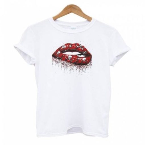 Tampa bay Buccaneers Lip t shirt